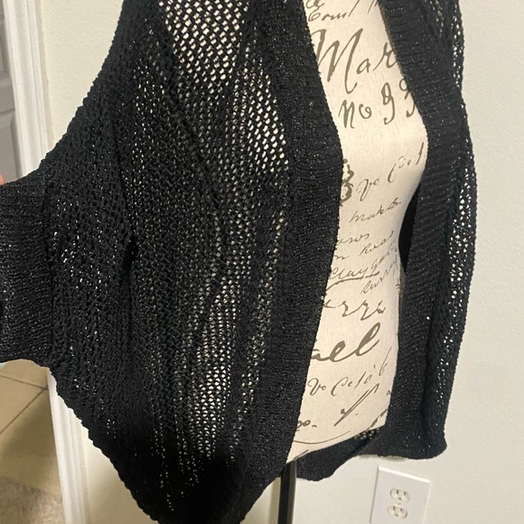 Vince Camuto Black shrug NWT - Picture 2 of 7